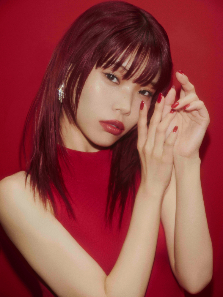 アイナ・ジ・エンド、初の日本武道館公演『AiNA THE END 